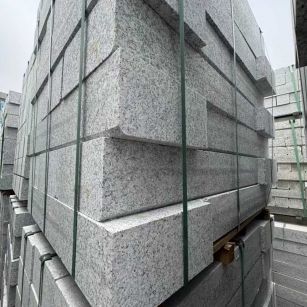 白山芝麻白路牙石 马路牙子