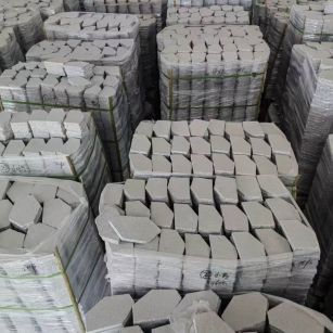 白山芝麻白石材冰裂纹，碎拼。