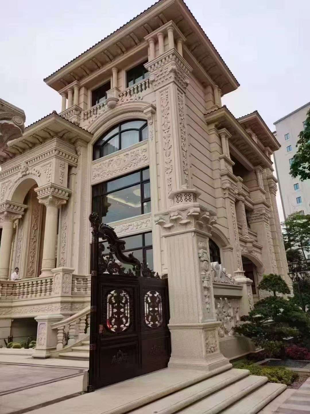 白山黄金麻别墅外墙异形定制