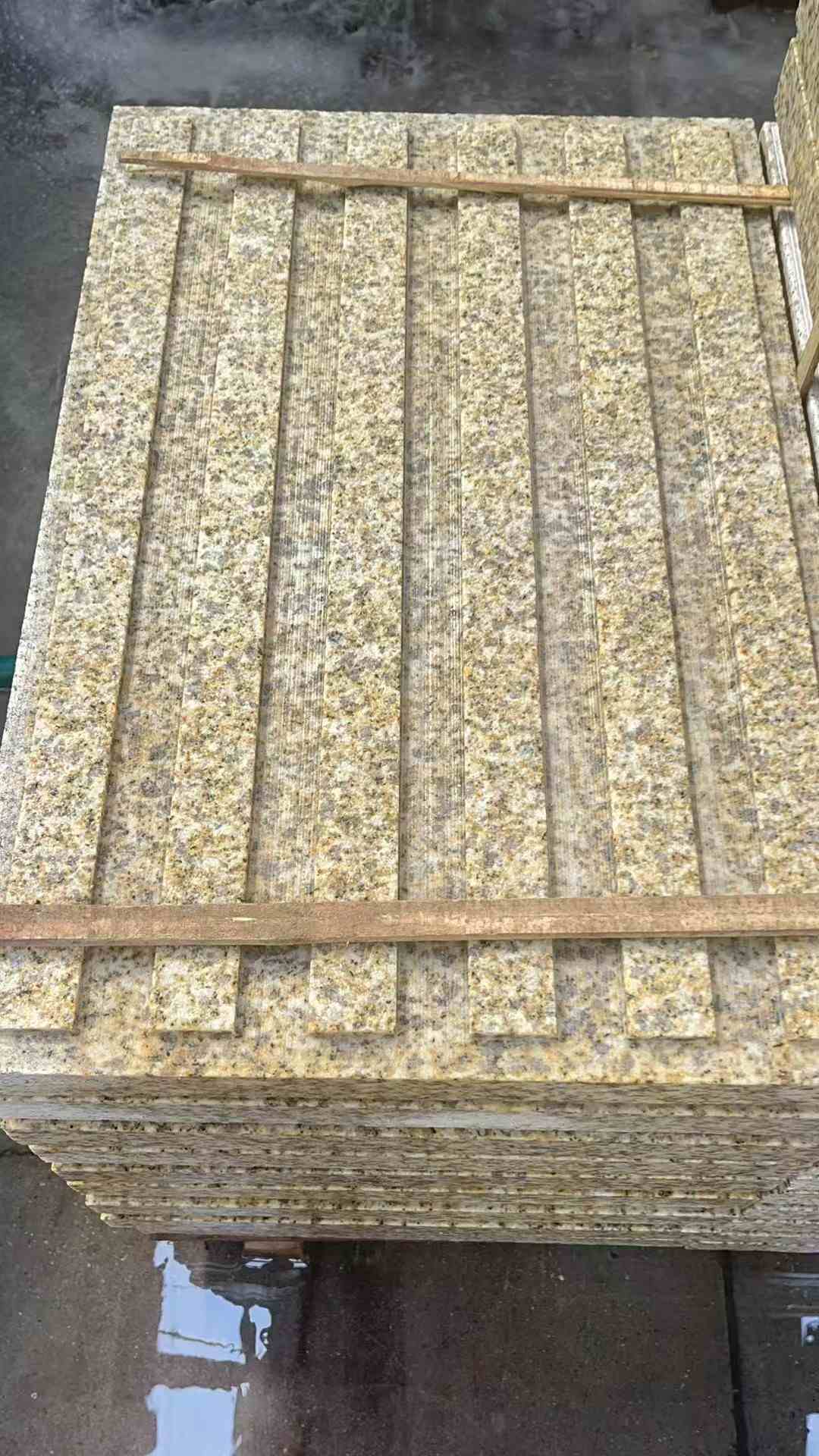 白山黄金麻盲道 石材盲道