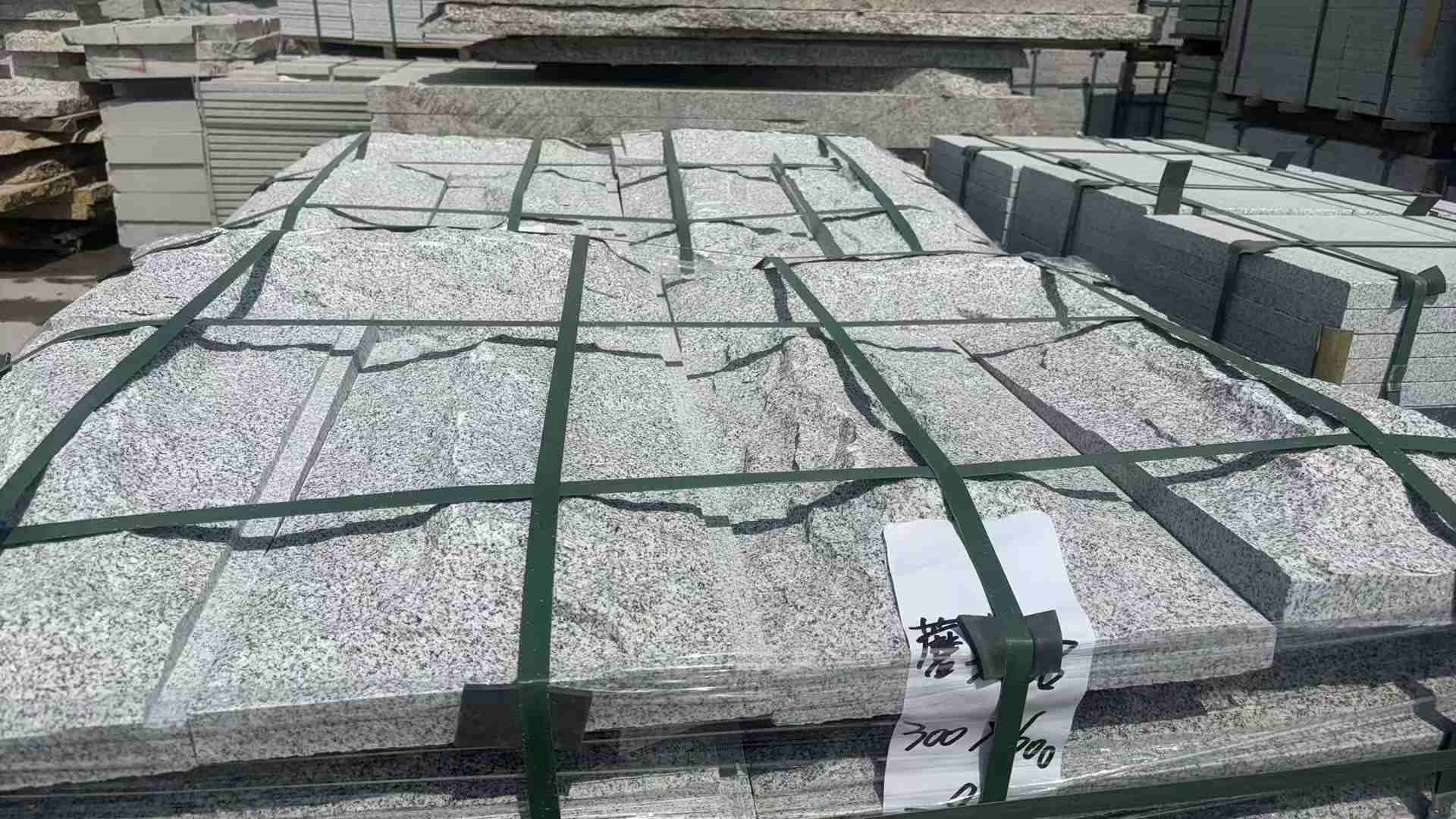 白山蘑菇石 自然面