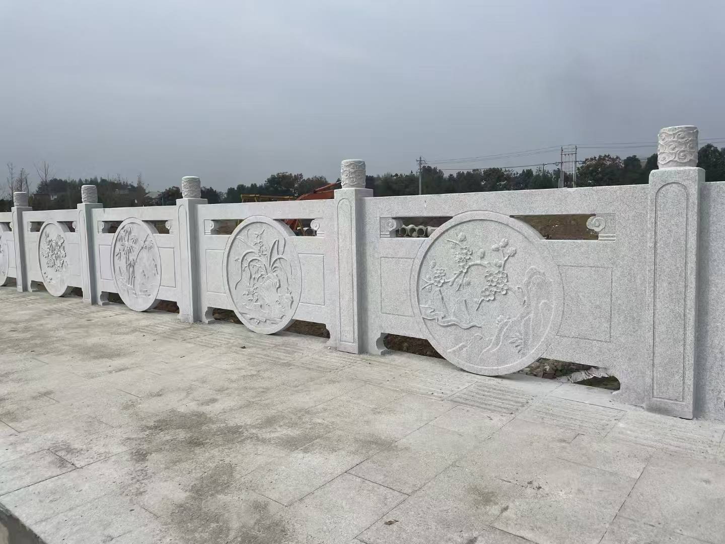 白山芝麻白河道栏杆 石材栏杆
